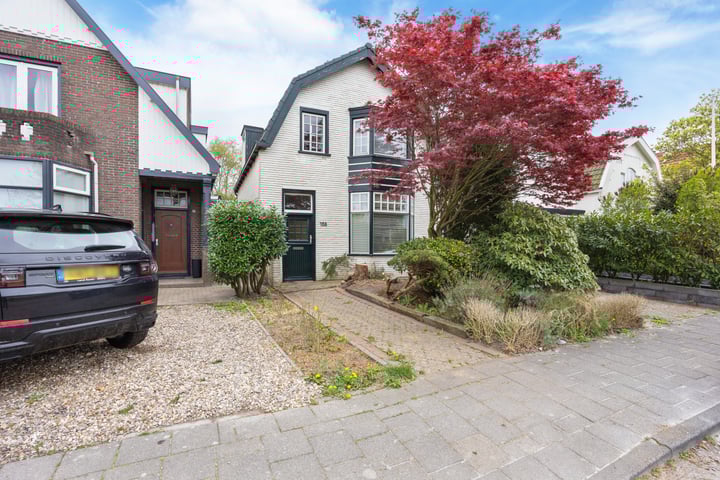 Mr. P.J. Troelstraweg 168 in Leeuwarden