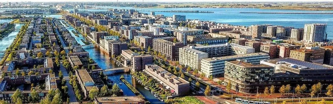 Team photo of MRA Makelaars