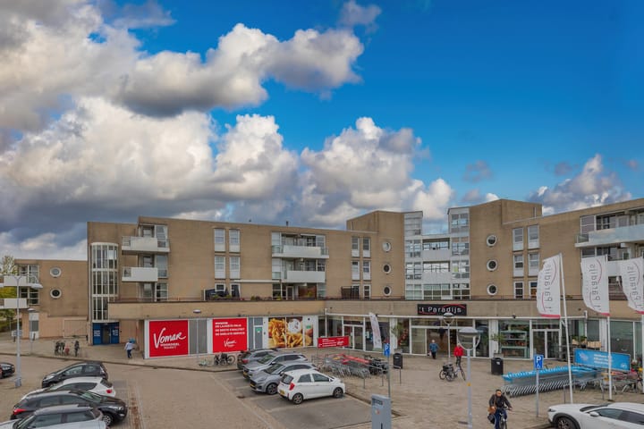 Muiderbos 86 in Hoofddorp foto