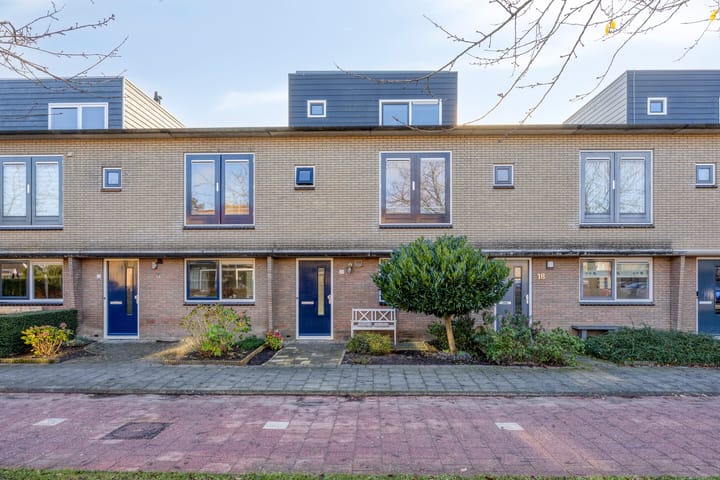 Multatulipad 20 in Oud-Beijerland foto