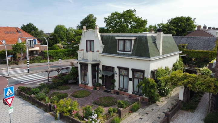 Naaldwijkseweg 70 in 's-Gravenzande foto