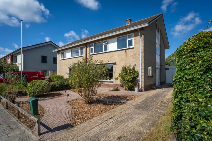 Naalrand 59 in Den Hoorn foto