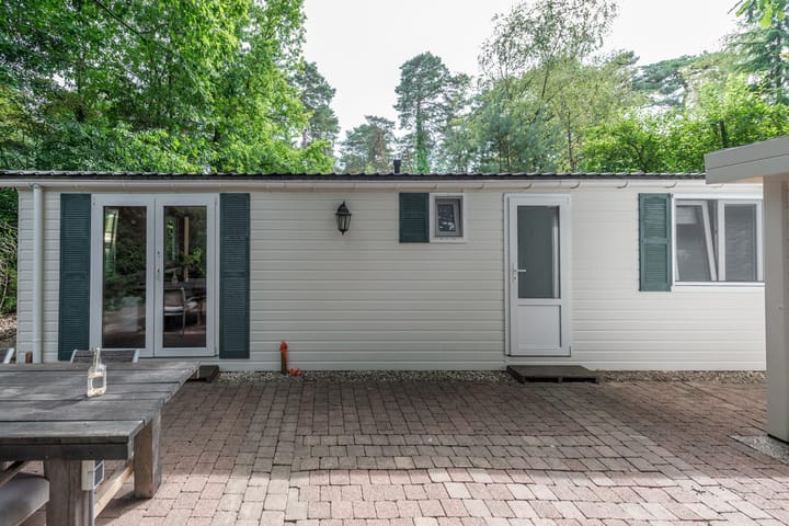 Naarderstraat 21-1 in Laren foto