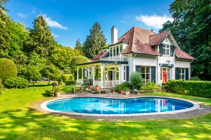 Naarderstraat 318 in Huizen foto