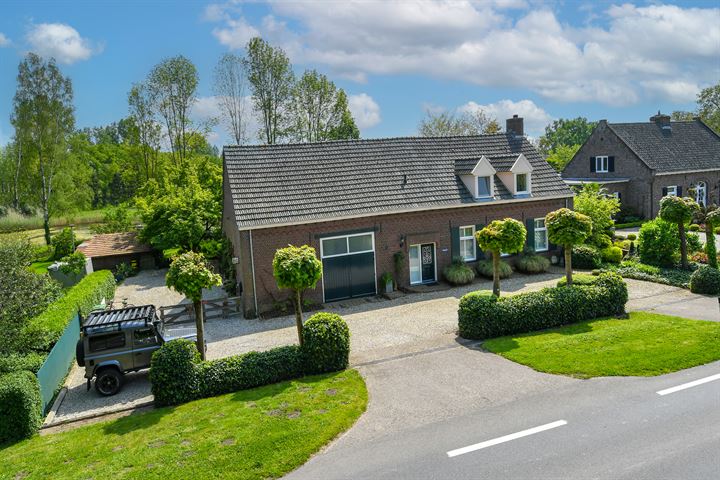 Napoleonsweg 3 in Neer foto