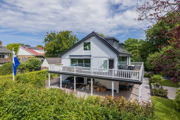 Nassaupark 1 in Warmond foto