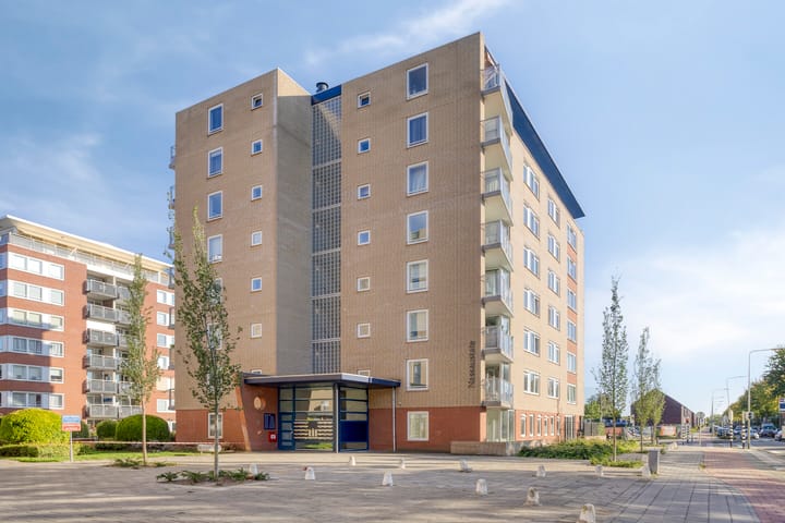 Nassaustate 24 in Roermond foto