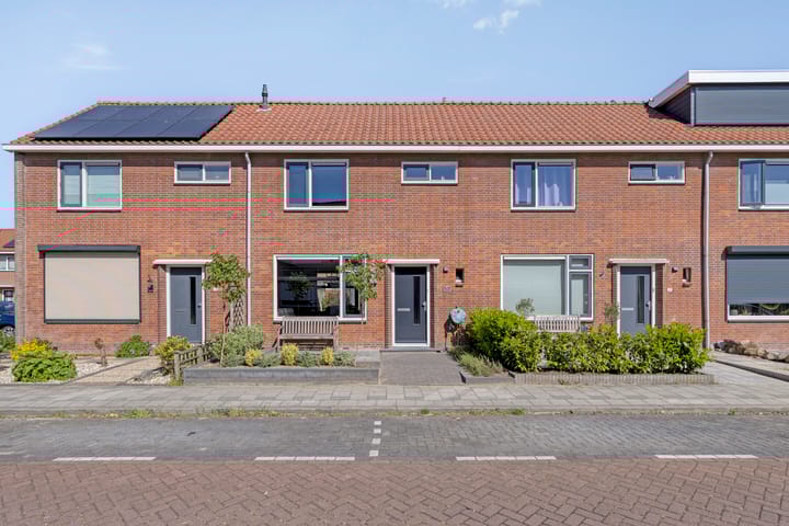 Nassaustraat 27 in Strijen foto