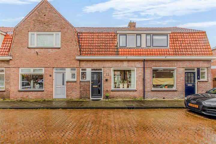 Nassaustraat 3 in Kampen foto
