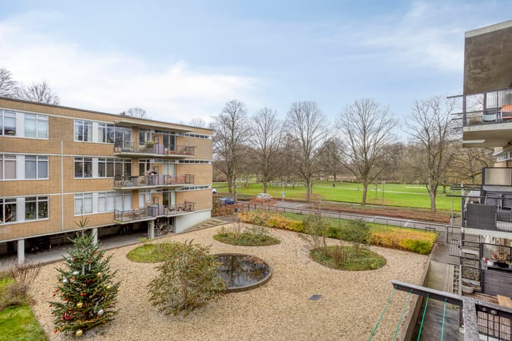 Navanderstraat 12E in Rotterdam foto