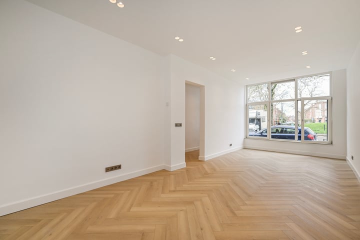 Newtonplein 64 in 's-Gravenhage foto