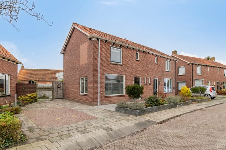 Nico Kolenbergstraat 20 in Lutjebroek foto