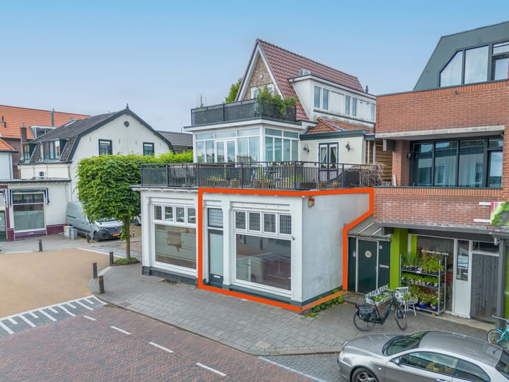 Nieuw Baarnstraat 47 in Baarn foto