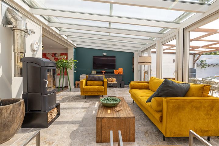 Nieuw-Loosdrechtsedijk 115 in Loosdrecht foto