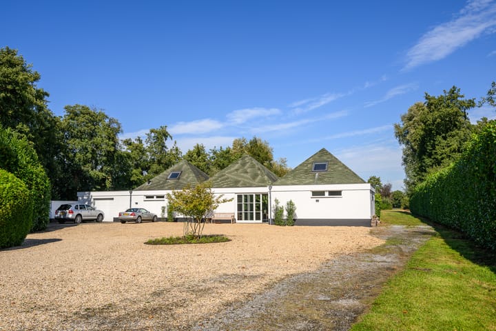 Nieuw-Loosdrechtsedijk 198a in Loosdrecht