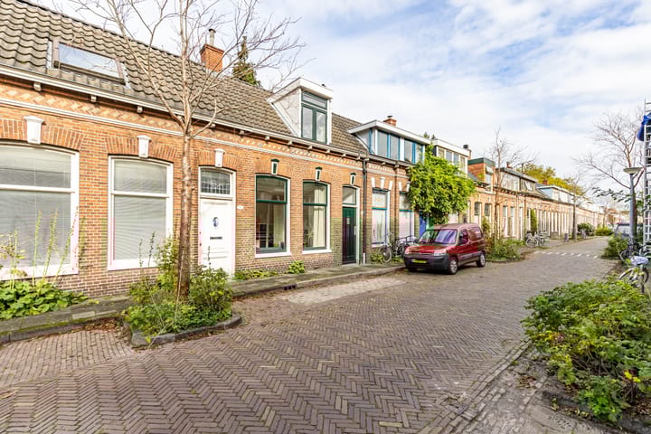 Nieuwe Blekerstraat 129 in Groningen foto