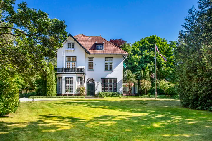 Nieuwe 's-Gravelandseweg 17 in Bussum foto