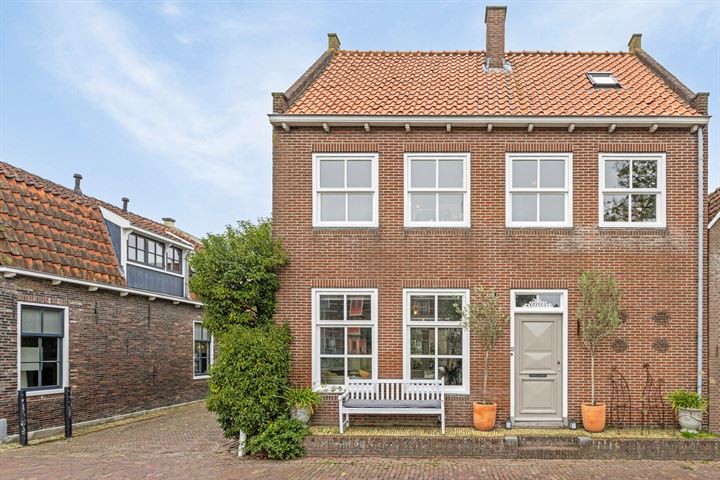 Nieuwehaven 50 in Edam foto