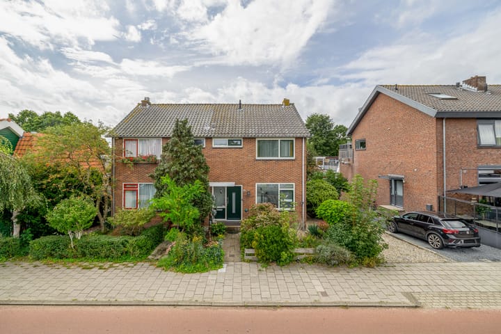 Nieuwemeerdijk 101 in Badhoevedorp foto