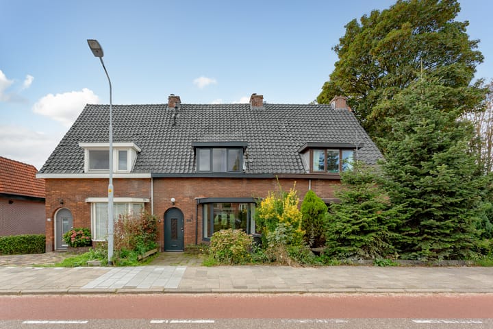 Nieuwemeerdijk 219 in Badhoevedorp foto