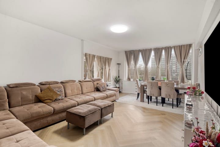 Nieuwendamlaan 57 in 's-Gravenhage