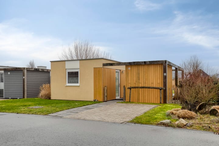 Nieuwesluisweg 1A-809 in Breskens