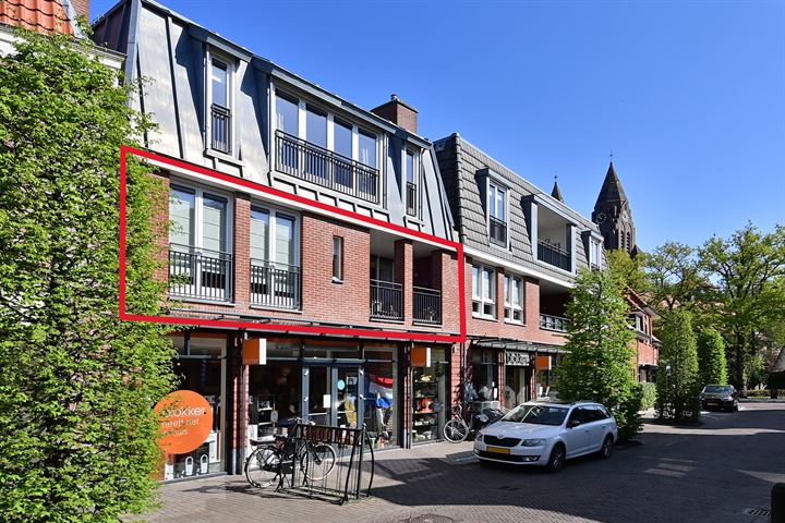 Nieuweweg 4b in Laren foto