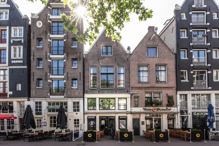 Nieuwezijds Voorburgwal 20C in Amsterdam foto