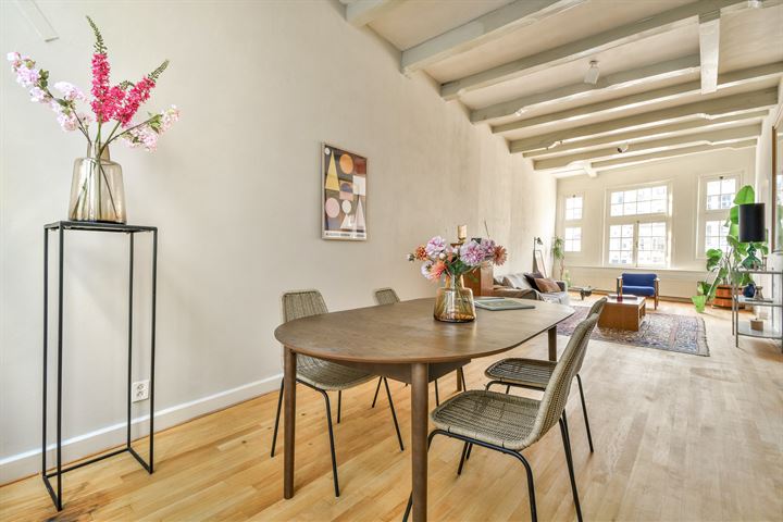 Nieuwezijds Voorburgwal 45 in Amsterdam foto