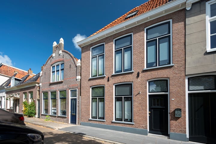 Nieuwmarkt 16 in Bolsward foto