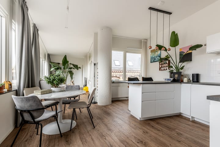 Nobelstraat 19A-15 in Haarlem