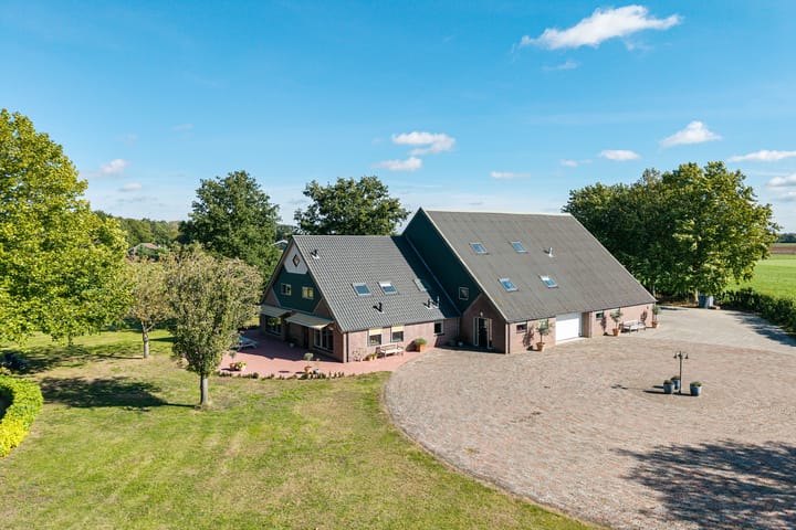 Noord-Oosterweg 8 in Radewijk foto