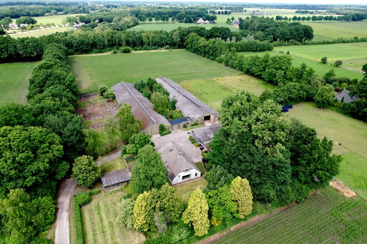Noordelijke Hoofddijk 11 in Nijverdal foto