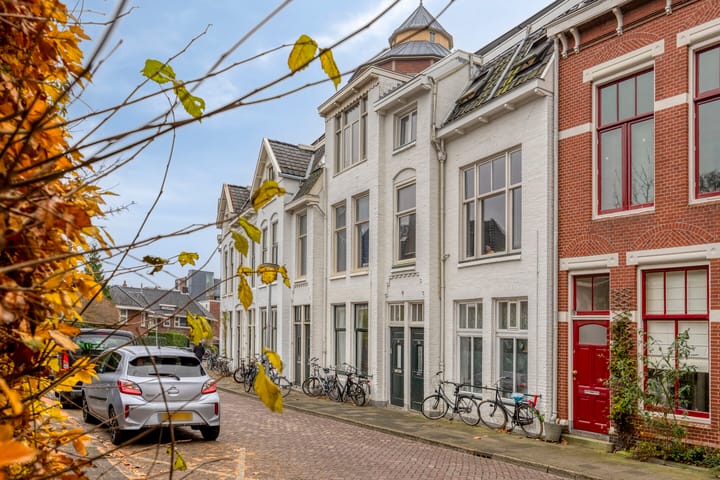 Noorderbinnensingel 22a in Groningen foto