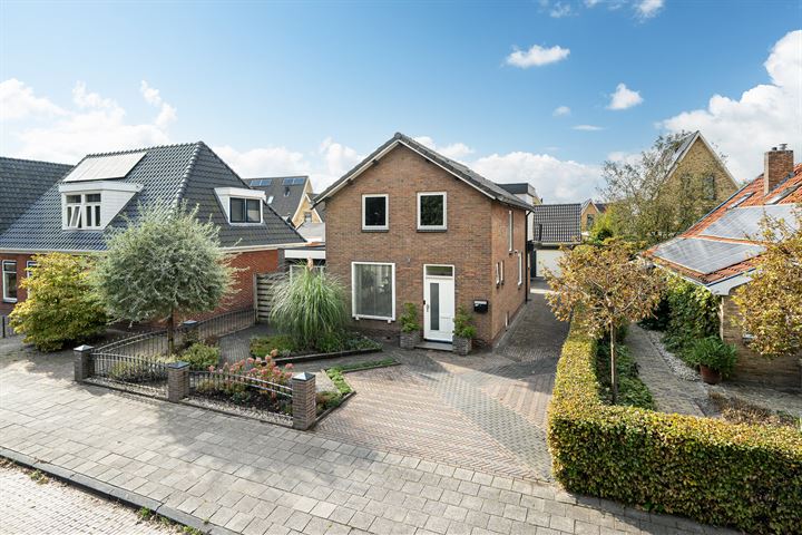 Noorderdwarsvaart 89a in Drachten foto