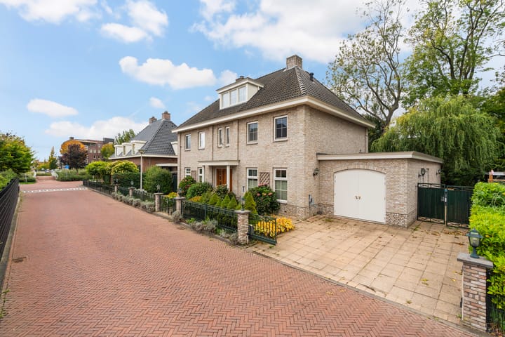 Noorderhoeve 4 in Barendrecht foto