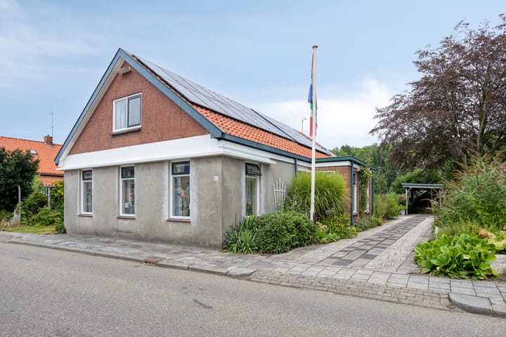 Noorderstraat 43 in Oostwold foto