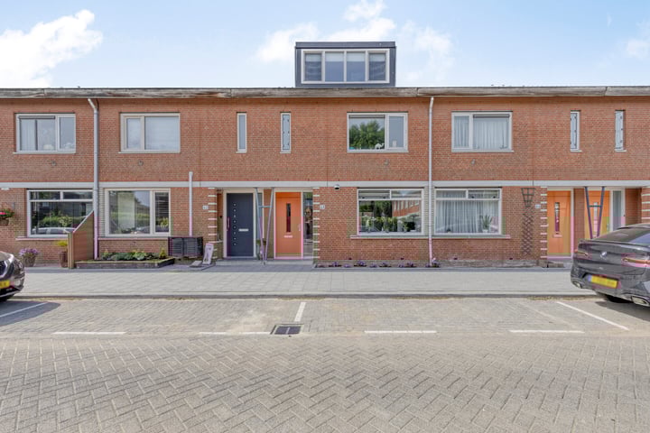 Noordzijdsedijk 64 in Hoogvliet Rotterdam