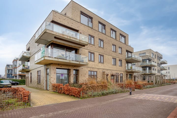 Noorwegenkade 344 in Almere foto