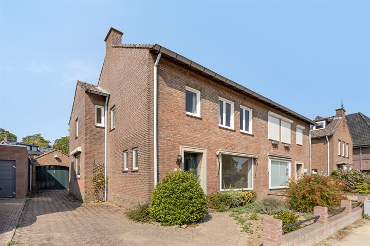 Norbertijnenstraat 14 in Geleen foto