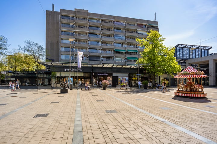Notaris Oostingstraat 93 in Emmen foto