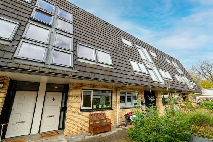 Oesterbank 32 in Leiden foto