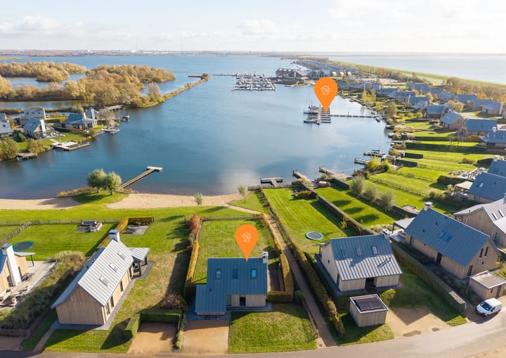 Oesterdam 77 in Tholen foto