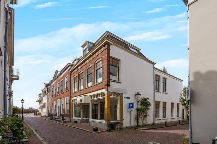 Oeverstraat 30 in Wijk bij Duurstede foto