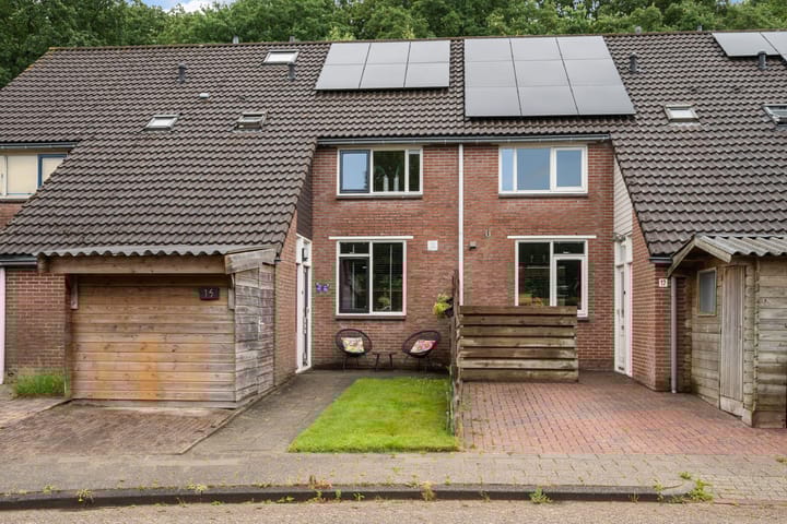 Oldemaad 15 in Oosterwolde foto