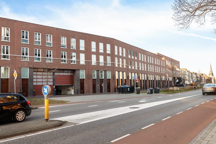 Oldenzaalsestraat 1-13 in Enschede foto
