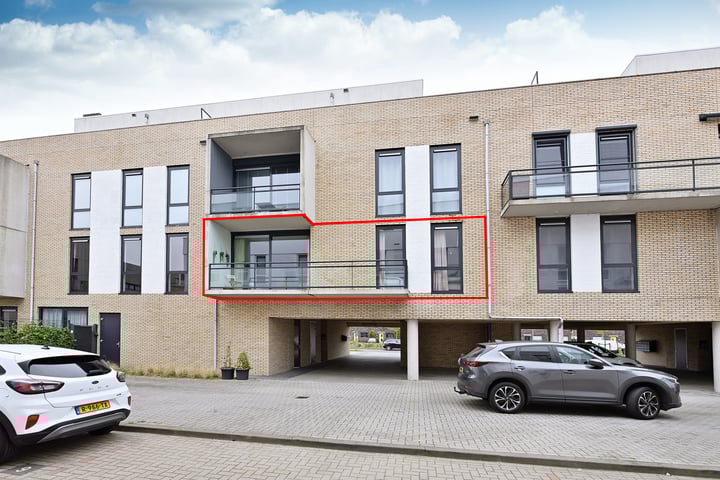 Olivier van Noortstraat 162 in Almere foto