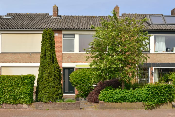 Omroeplaan 4 in Huizen foto