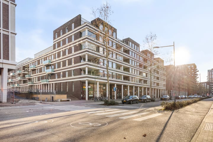 Onderwijsboulevard 342 in 's-Hertogenbosch foto