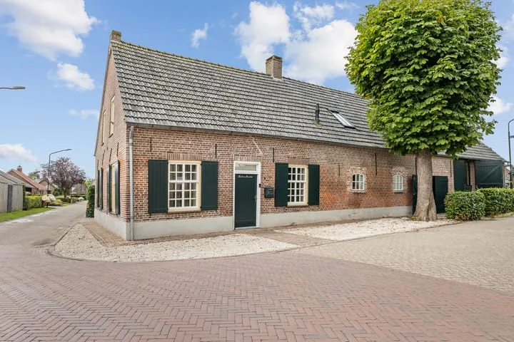 Online Woningbrochure voor https://bergweg6.nl